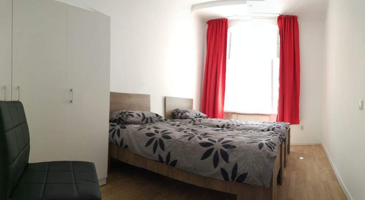 Modern Apartment In Lviv Historic Centre Экстерьер фото