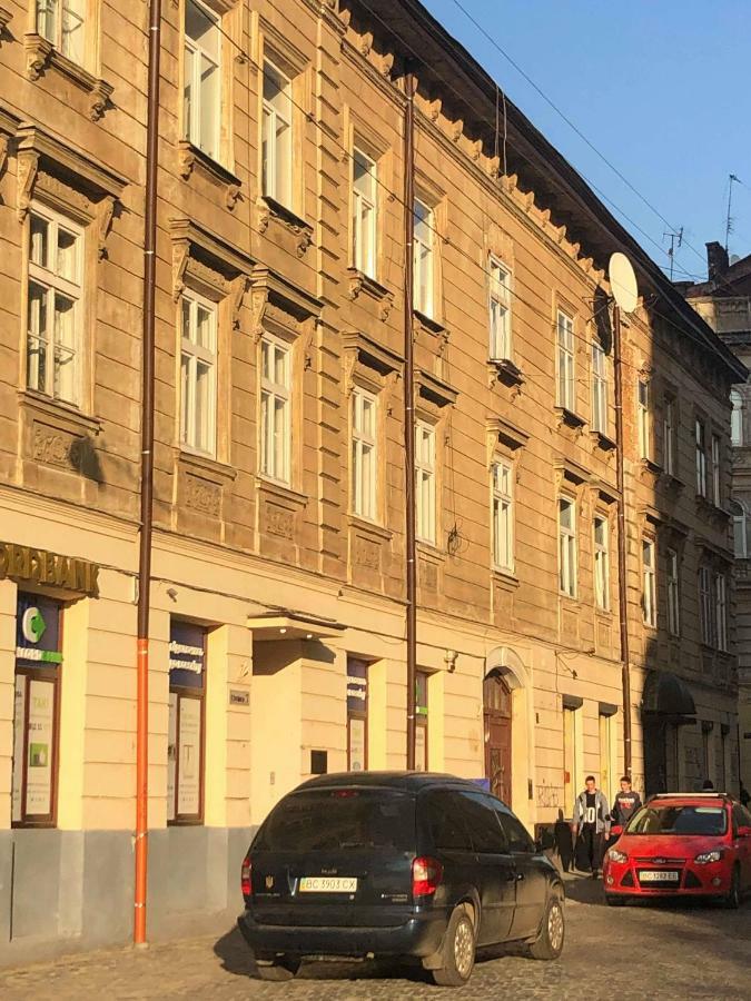 Modern Apartment In Lviv Historic Centre Экстерьер фото